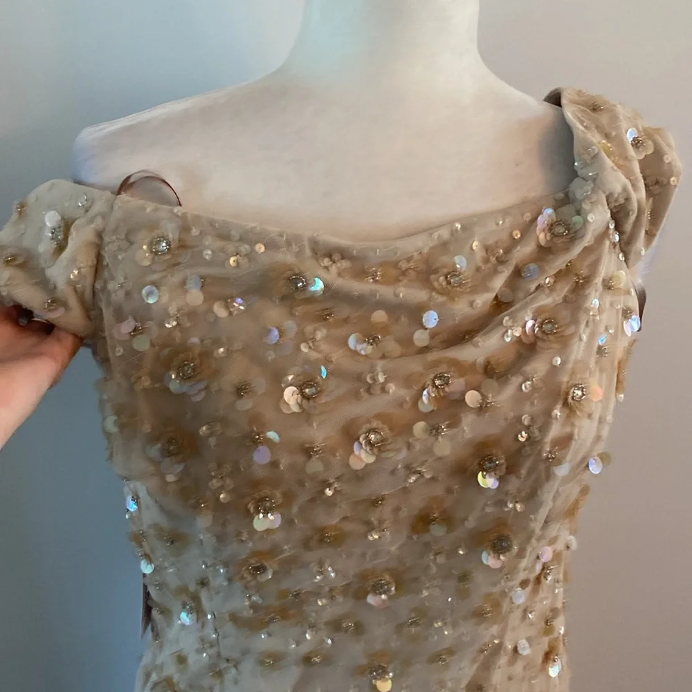 Adrianna Papell NWT off shoulder size 14 gown - Picture 6 of 16